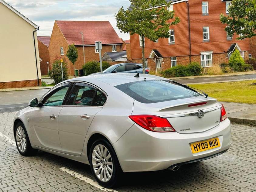 vauxhall insignia