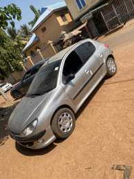 A picture of 206 manual drive Ac need attention 900k Kaduna 07039409353