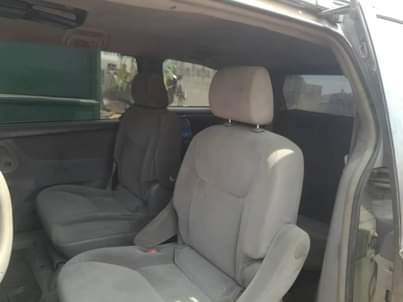 A picture of Toyota sienna 2005 registered 09066107030 