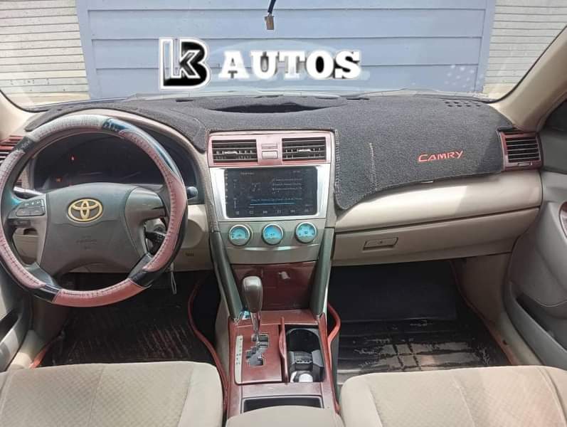 A picture of KB AUTOs Full option Toyota Camry spider XLE aka voltron