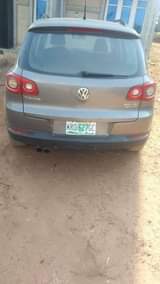 A picture of 2011 Volkswagen Tiguan 4 motion