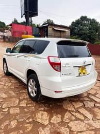 A picture of Toyota vanguard 45m