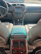 A picture of Acura MDX SUV