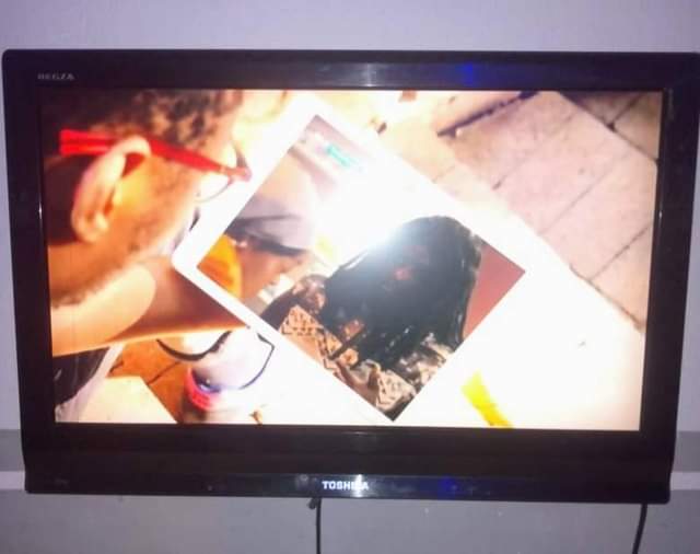 A picture of Toshiba tv 32inch