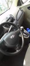 A picture of HYUNDAI ILO for Sale Engine silent gear perfect interior beautiful