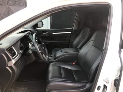 A picture of Toyota Highlander 2017 model Tokuz available in Lagos 17 million