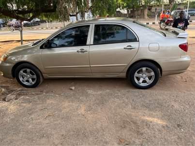 A picture of Used Corolla 05