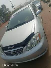 A picture of 2004 Toyota Corolla LE