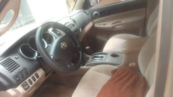 A picture of Belgium grade Toyota Tacoma 2006 model Engine sound AC working