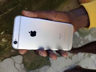 A picture of Iphone 6s gb 32