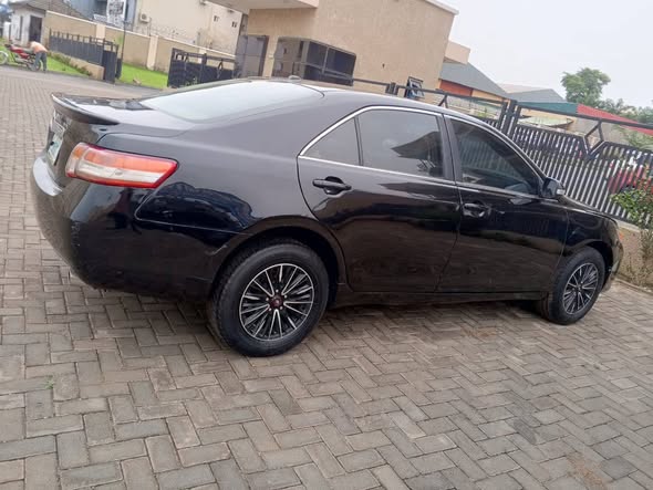 A picture of Toyota Camry muscle 2010 venza engine Super distres untempered engine