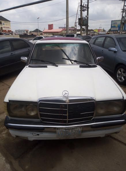 A picture of Car