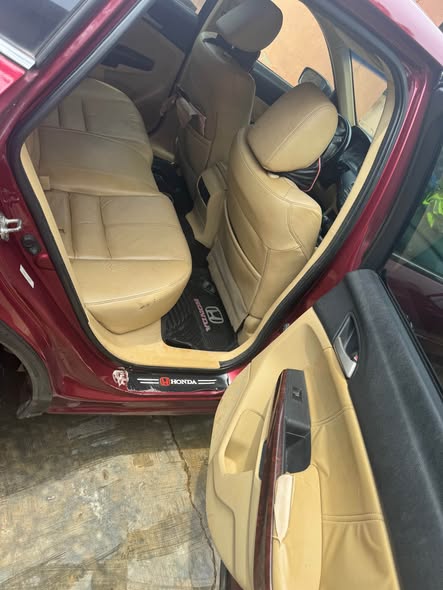 A picture of Clean Used Toks grade 011 Crosstour