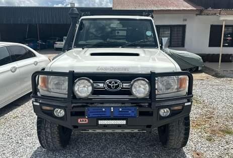 toyota land cruiser