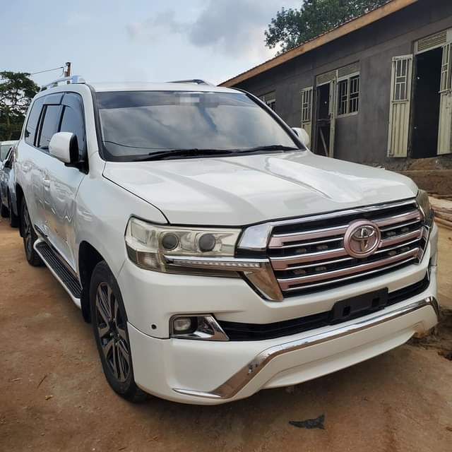 A picture of ZX V8 2010 2018 110M