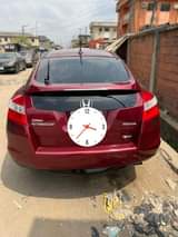 A picture of 2010 Honda Crosstour Available for inspection sale Tire and shock