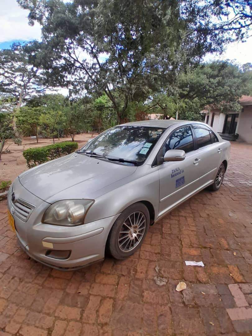 used toyota avensis