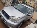 A picture of 2005 RAV 4 FIRST BODY engine and gear AC perfectly