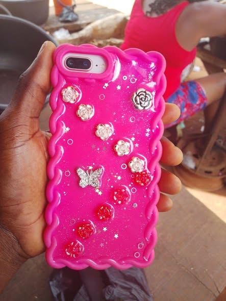 A picture of IPhone 8