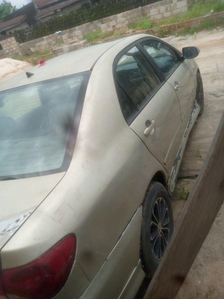 A picture of 2004 Toyota Corolla