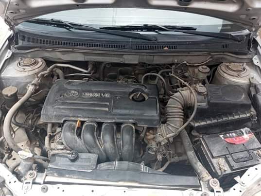 A picture of Toyota Corolla bank 2003