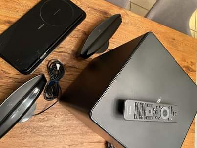 A picture of Philips Bluetooth soundbar home cinema home theater system wtt1500