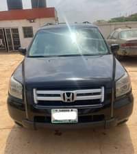 A picture of Clean Nigerian Used Black Honda Pilot 2008 Repainted 3row leather