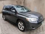 A picture of REGISTERED TOYOTA HIGHLANDER 08LIMITED EDITIONPAINTED ON FIRST BODYTOK STANDARDTHUMB STARTNOTHING