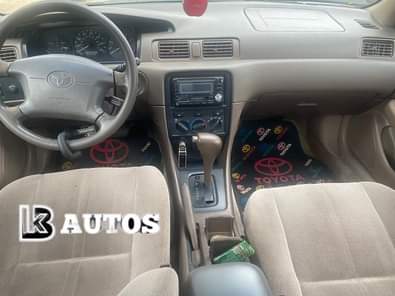 A picture of KB AUTOs First body flash with auto base paint Toyota