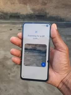 A picture of Samsung s10e 128gb ram 6 bei 150 ina creck ila