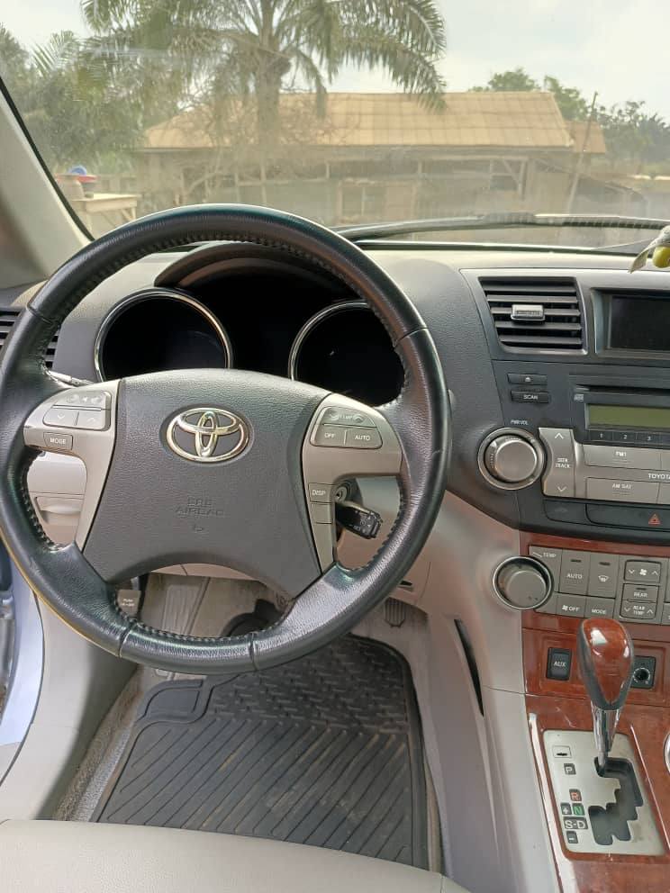 A picture of 2009 Toyota highlander 2009