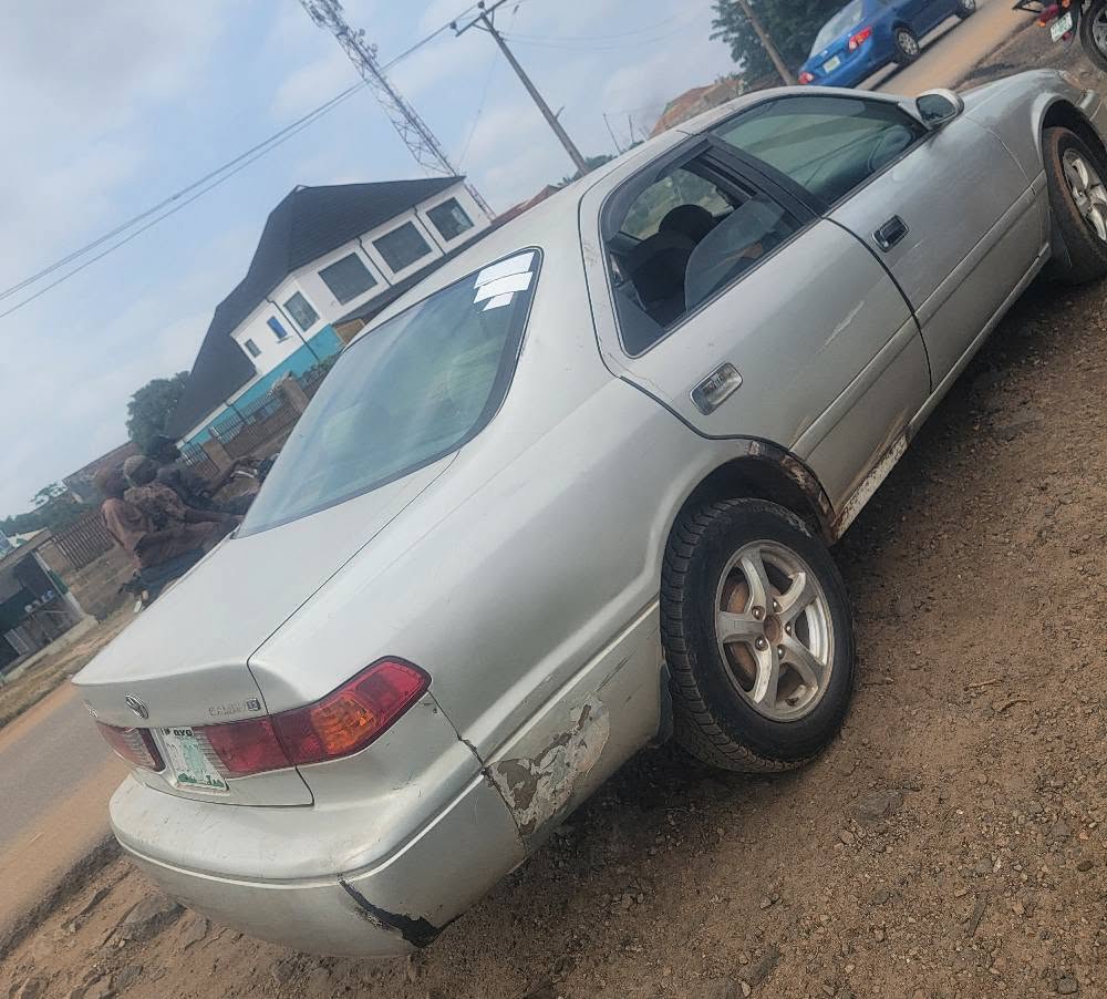 A picture of Toyota camry 2001