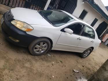 A picture of Dealers food Toyota corolla 2007 Toyota corolla pure first body