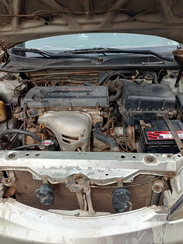 A picture of 2004 Camry 2004