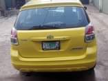A picture of Toyota matrix 2004