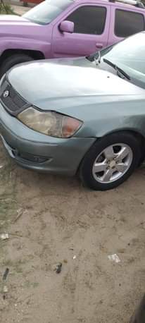 A picture of 2002 Toyota Avalon