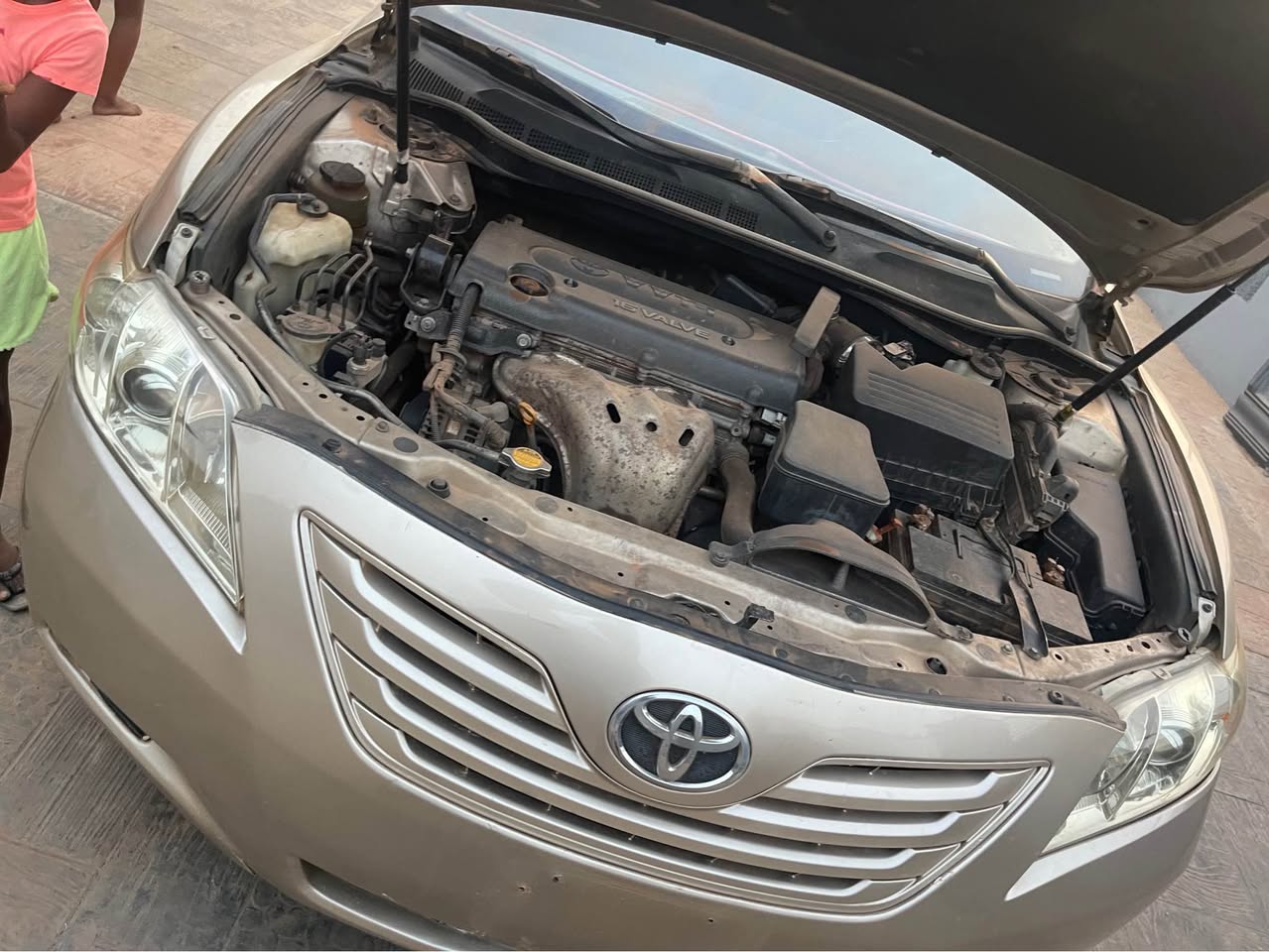 A picture of Here is a toyota Camry 2009 model 2023 on custom