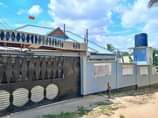 A picture of NYUMBA INAUZWA MIL 45 MBAGALA MAJI MATITU JIRAN NA LAMI