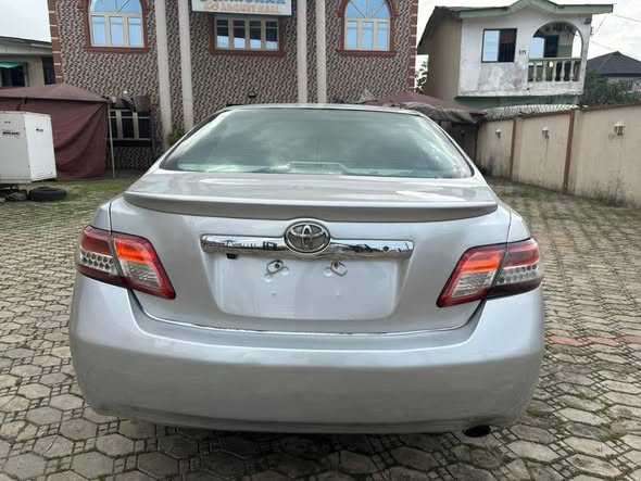 A picture of Toyota Camry 2010