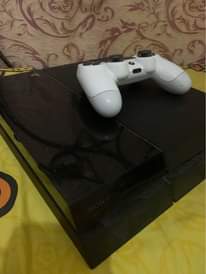 A picture of Play station 4 fat
