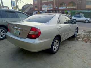 A picture of 04 Registered Camry LE V4 engine painted on first body
