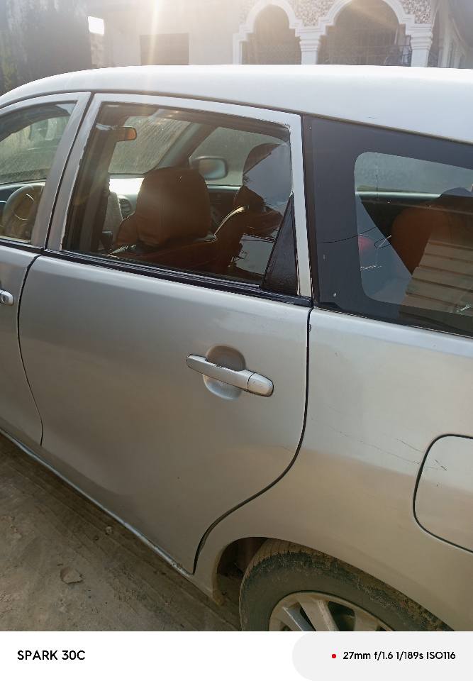 A picture of Toyota matrix