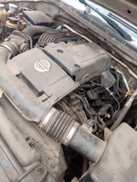 A picture of NISSAN TRUCK
