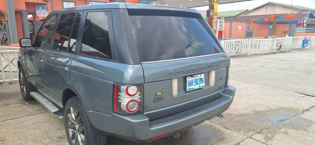 A picture of Range Rover