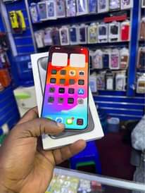 A picture of iphone 15pro max USA at 3m call on 0753430863