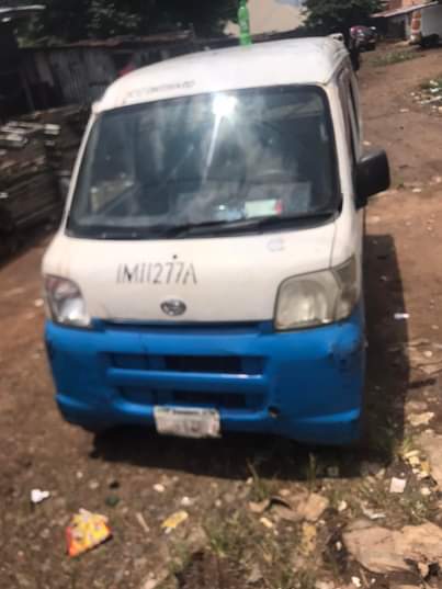 A picture of Hijet Keke bus Everything is working Good engine Automatic Single