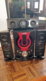 speakers