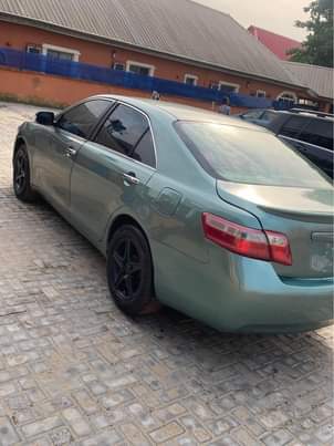 A picture of 2007 2008 Toyota Camry 4plug engine clean