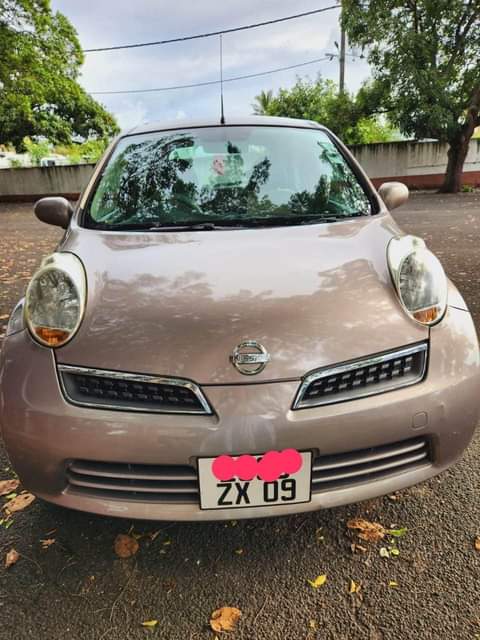 used nissan march