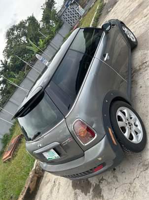 A picture of 2009 mini cooper.price 3.4m